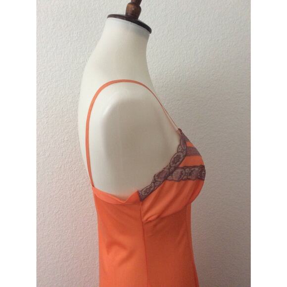 Walker Reid Vintage Slip Lace Trim Sleepwear - Picture 7 of 11